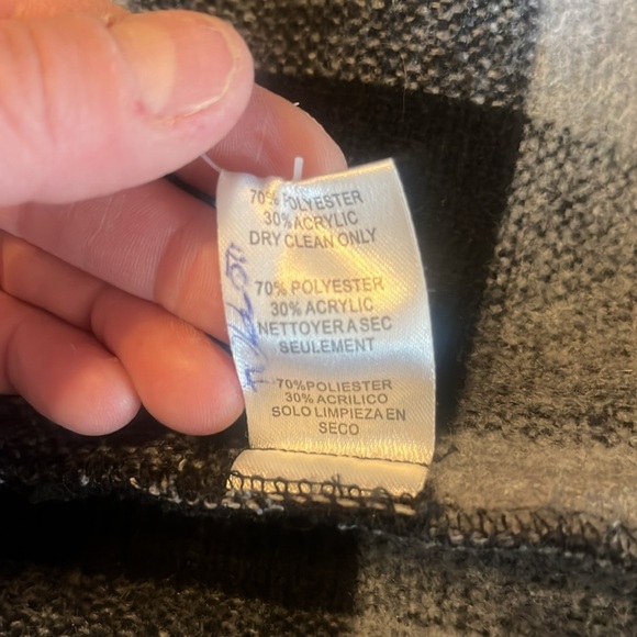 Long Shacket - Picture 10 of 12